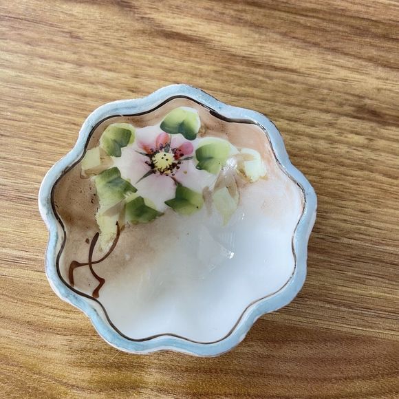 Vintage Hand Painted Footed Nippon Salt Cellar Open Salt - Picture 2 of 9